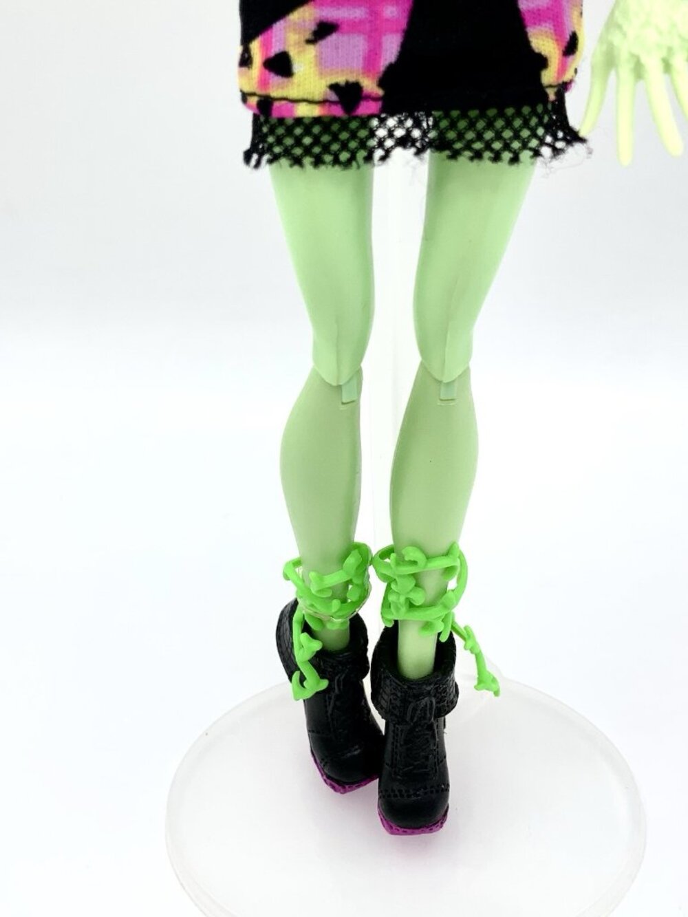 Monster High Music Festival Venus McFlytrap Doll Mattel Outfit Shoes Accessories - Picture 4 of 12